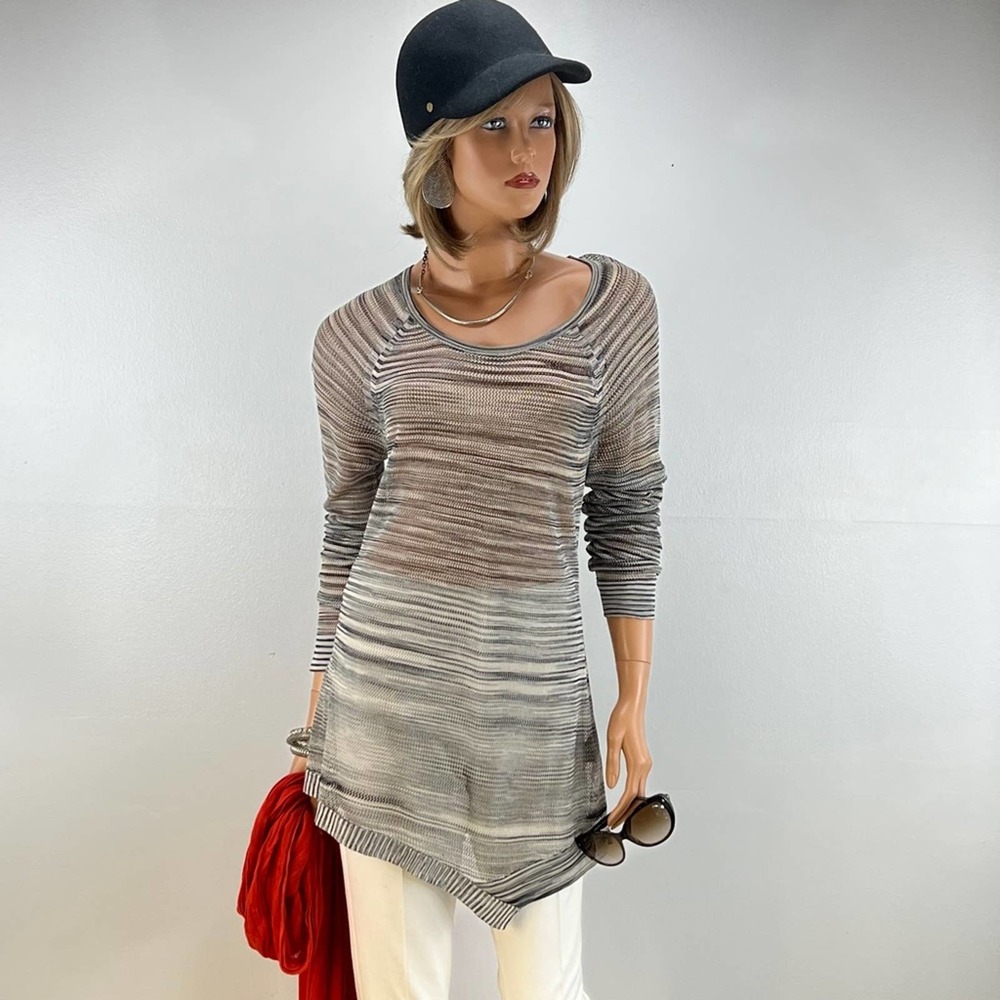 Chic Knit Sweater , XL  Black White and Grey Long Sleeves. Stunning.  NWOT